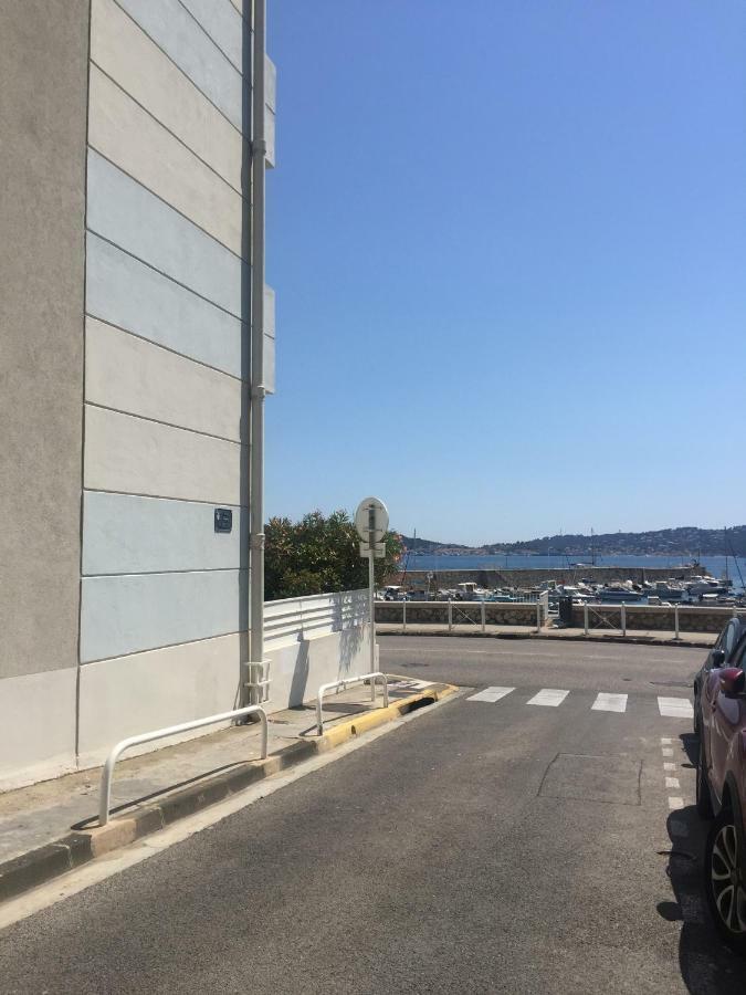 Le Suffren, Ventile ,Wifi, A 100 M De La Plage Toulon Exterior photo